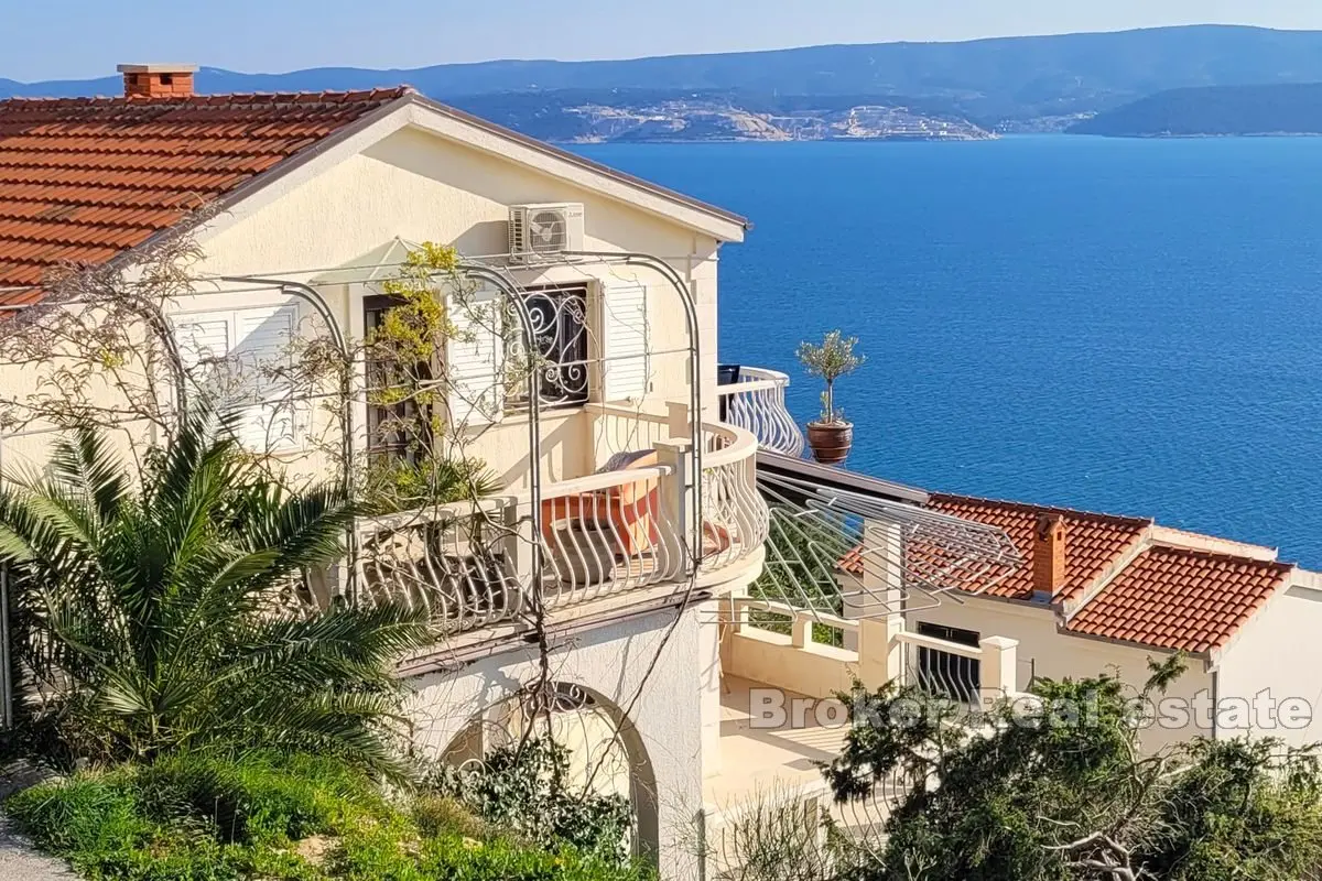 Omiš - Maison avec vue panoramique sur la mer
