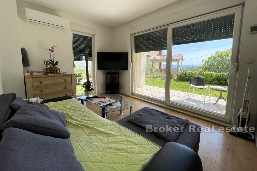 Blízko Split - Samostatne stojaci apartmánový dom