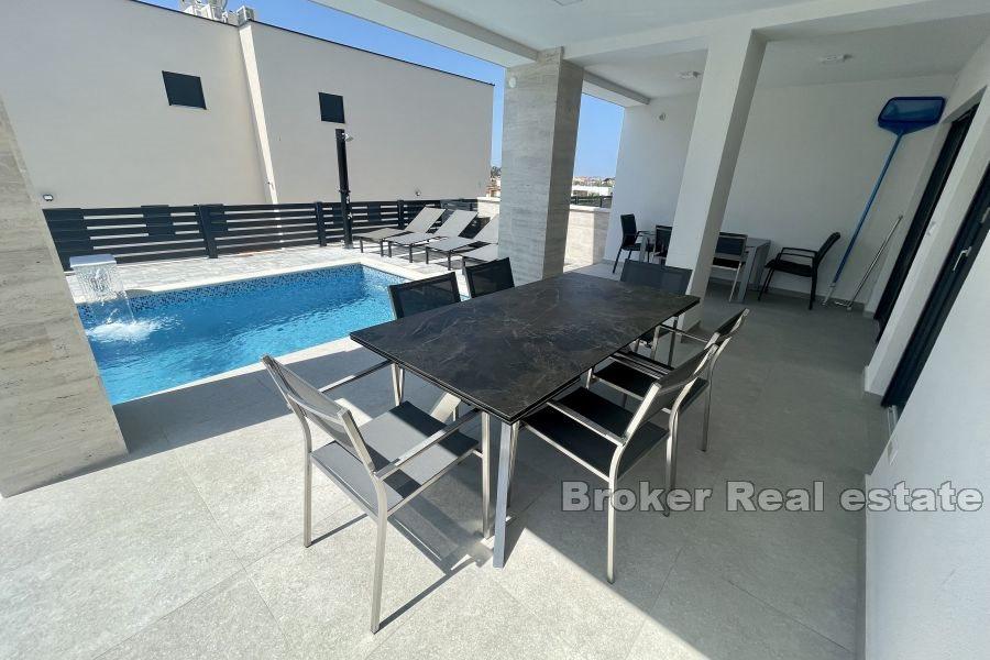 Vodice - Villa jumelée avec vue mer