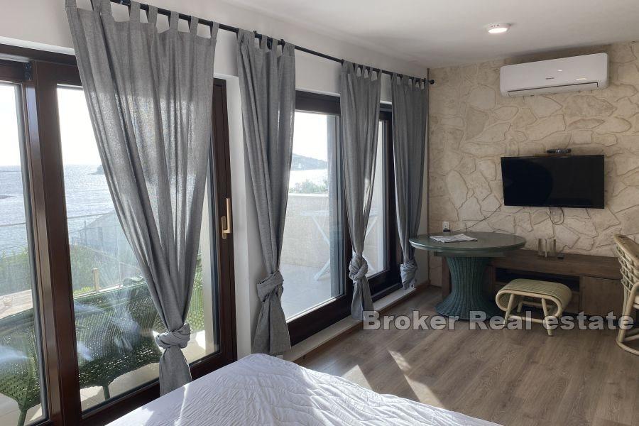 Øya Solta - Leilighetshus med havutsikt