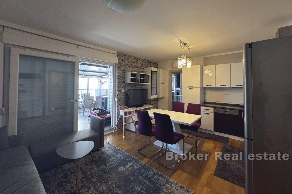 Three-bedroom apartment in Mejasi