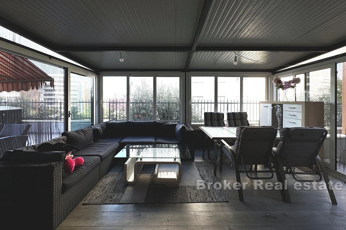 Three-bedroom apartment in Mejasi