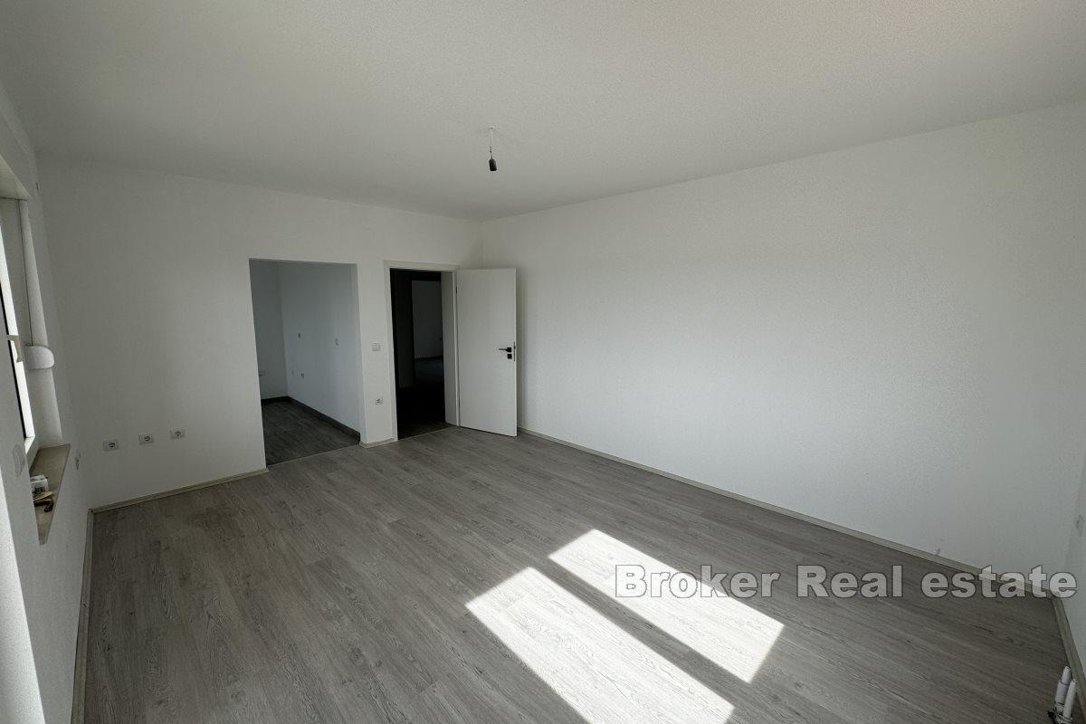 Geräumige Wohnung mit Meerblick
