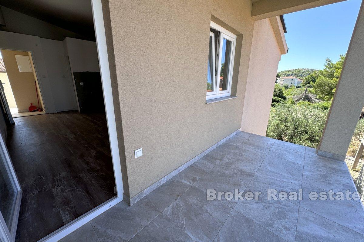 Tři apartmány v blízkosti centra Rogoznice