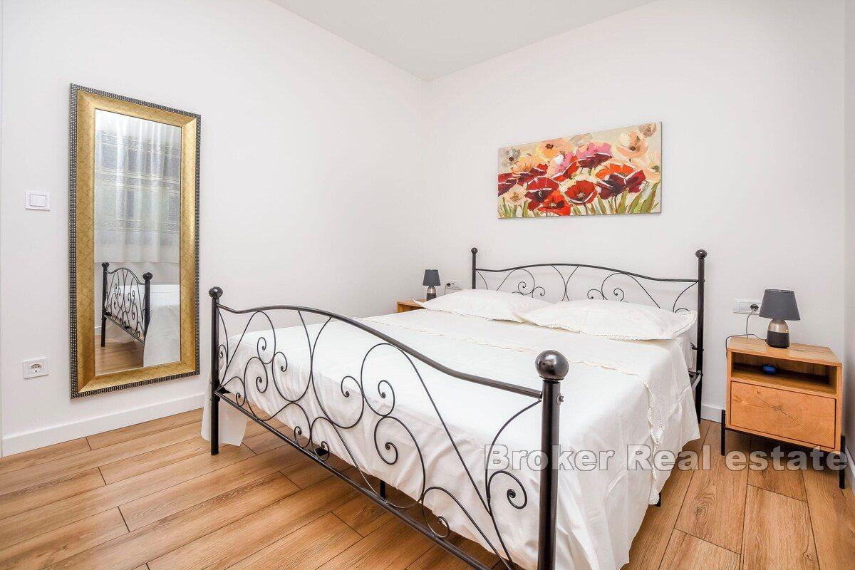 Villa mit Pool in ruhiger Lage