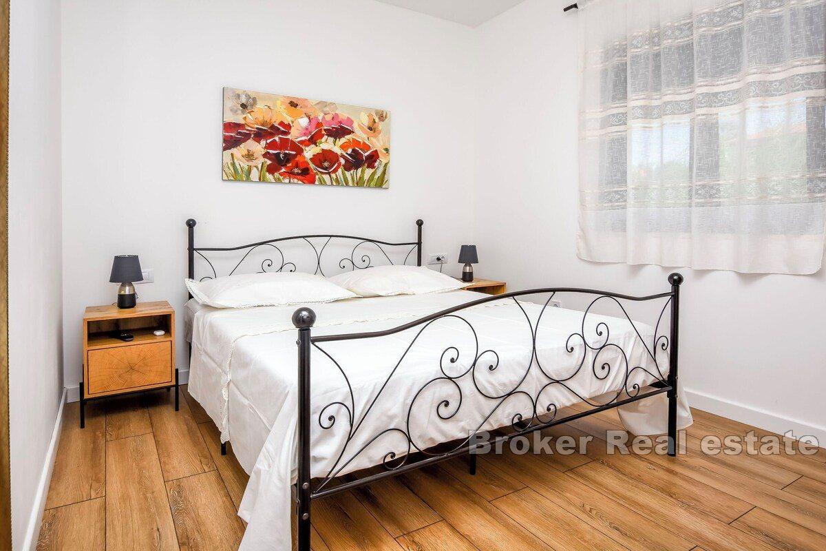 Vila s bazenom na mirnoj lokaciji