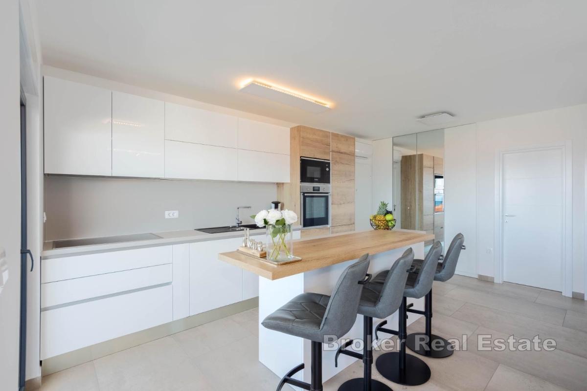 Moderní penthouse se střešní terasou