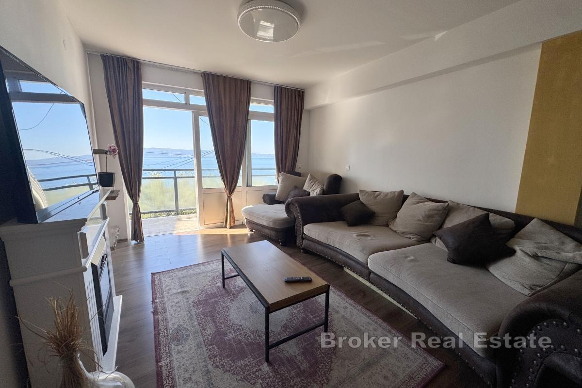 Apartment mit Meerblick