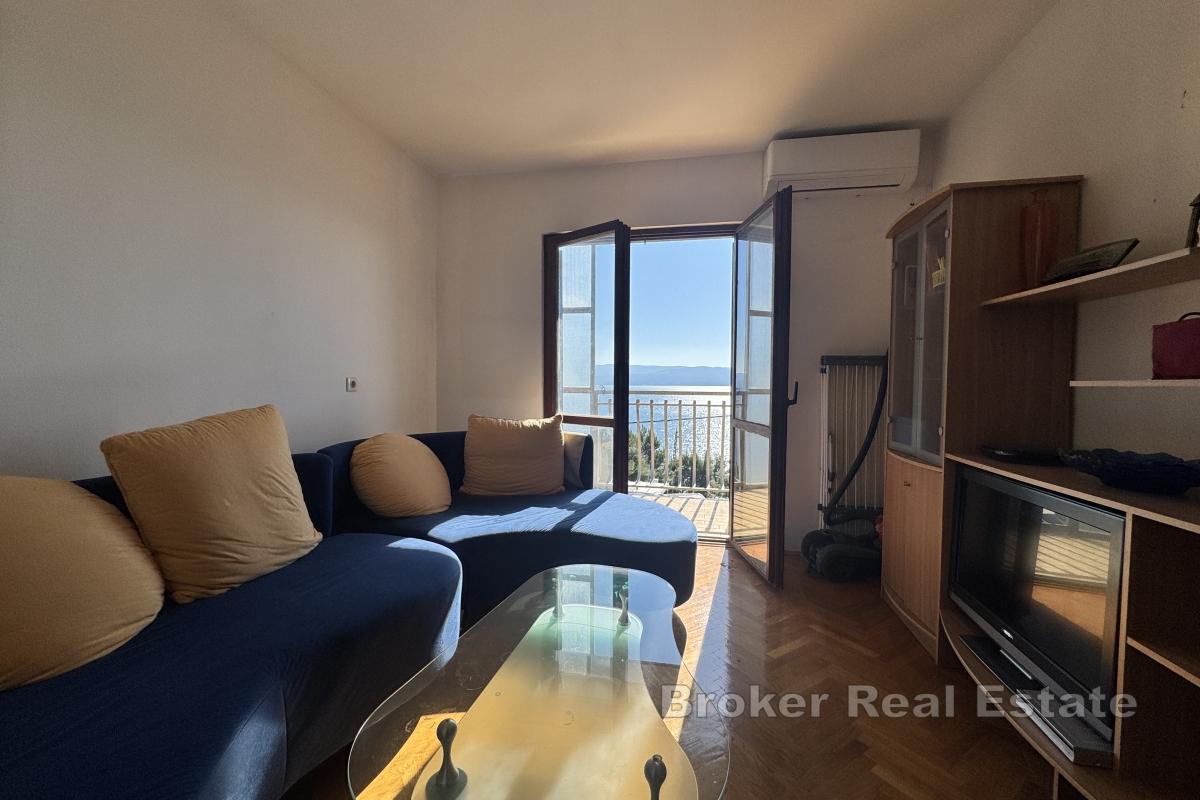 Unfertiges Haus mit Panoramablick aufs Meer