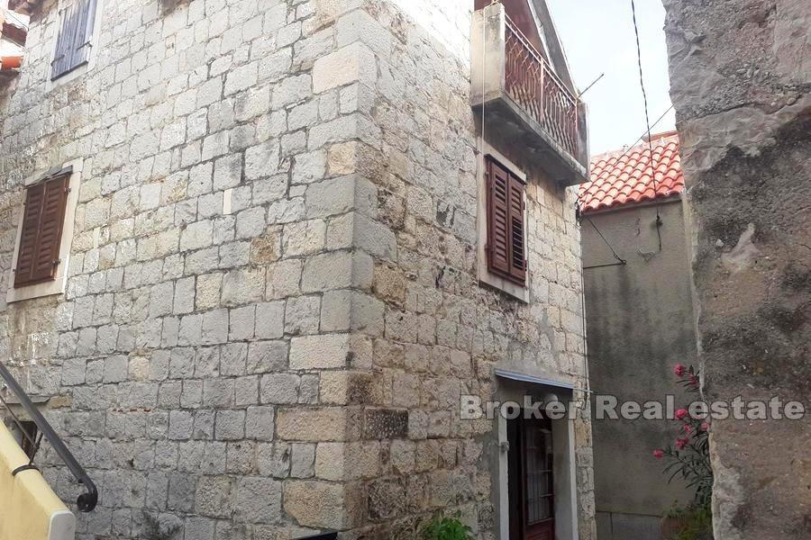 Kastela - Three-storey indigenous stone house