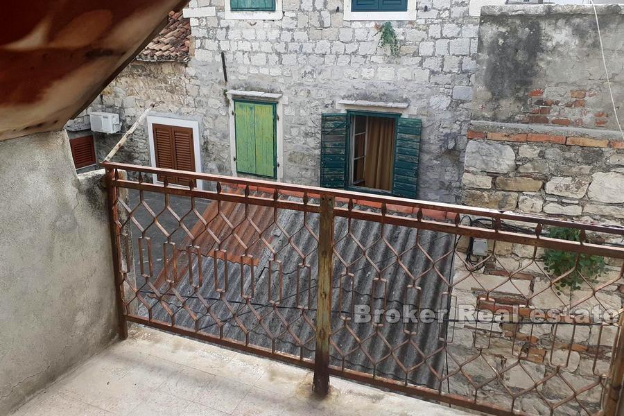 Kastela - Three-storey indigenous stone house