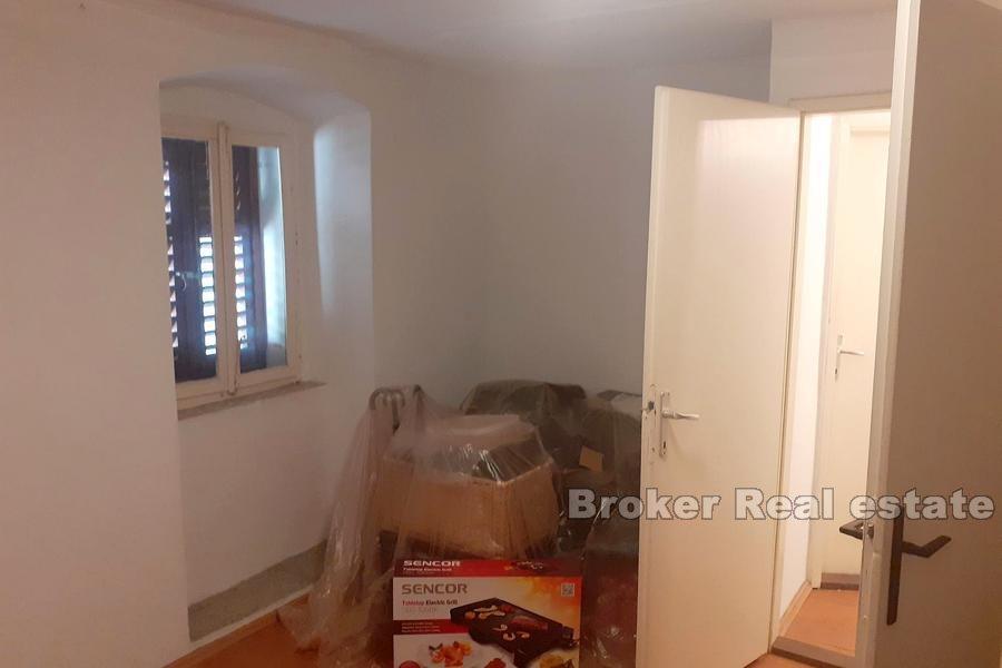 Kastela - Three-storey indigenous stone house