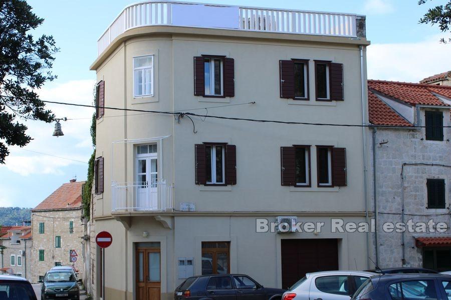 Kastela - Renoviertes Haus mit Meerblick