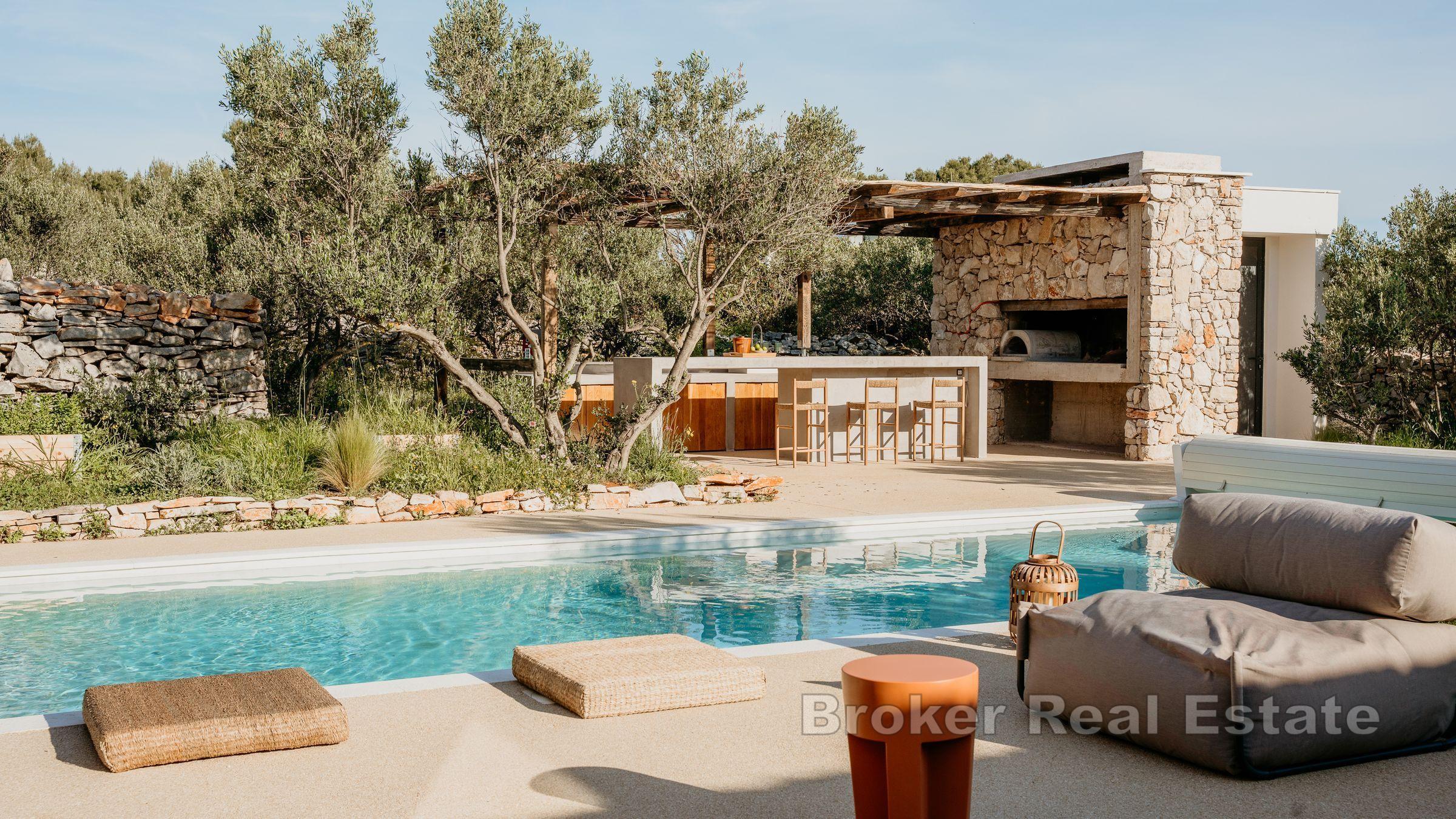 Остров Шолта - Роскошная вилла современного дизайна