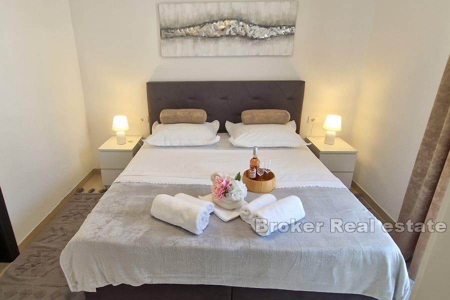 Dom apartamentowy z pięknym widokiem na morze