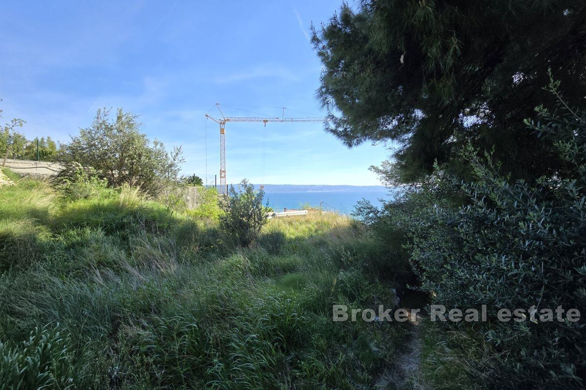 Grundstück mit Panoramablick auf das Meer