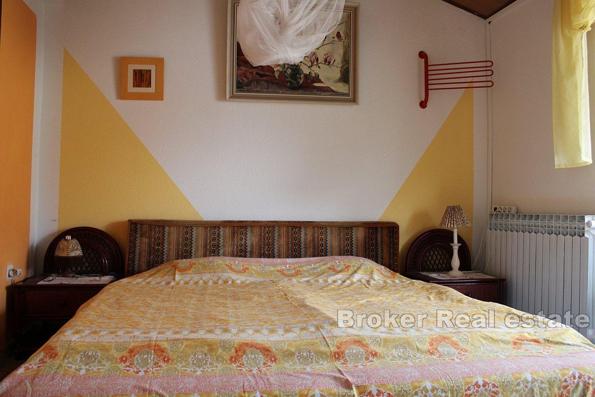 Apartment house with open sea view