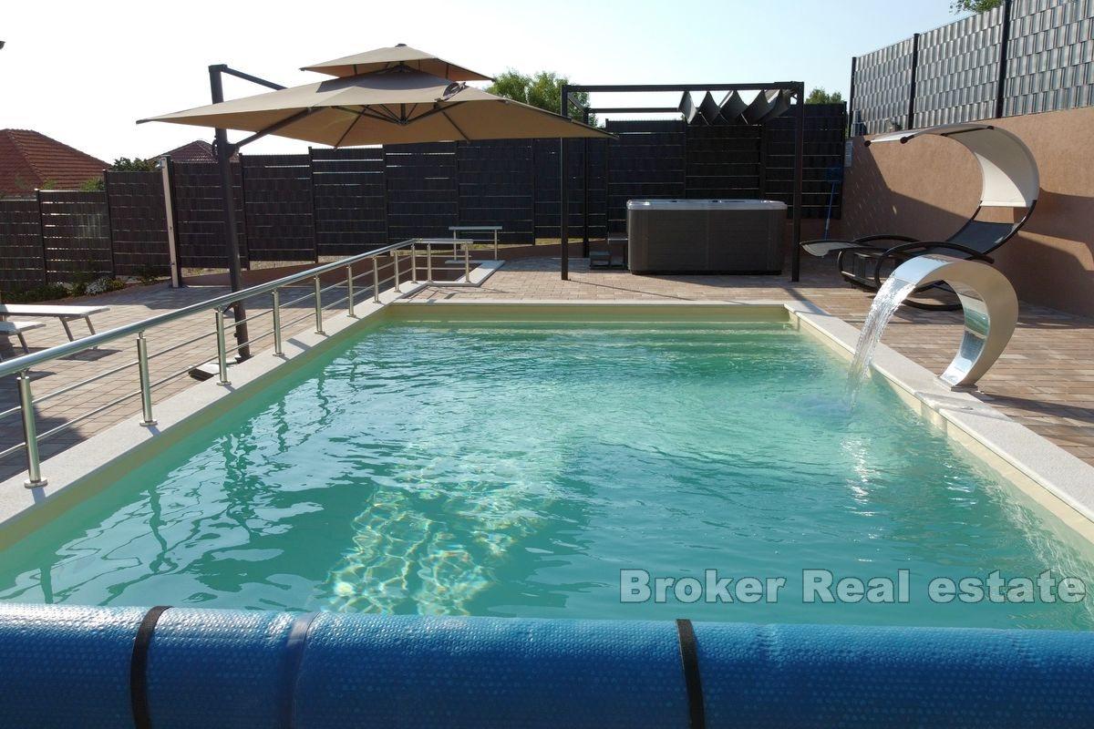 Dům s otevřeným výhledem na moře