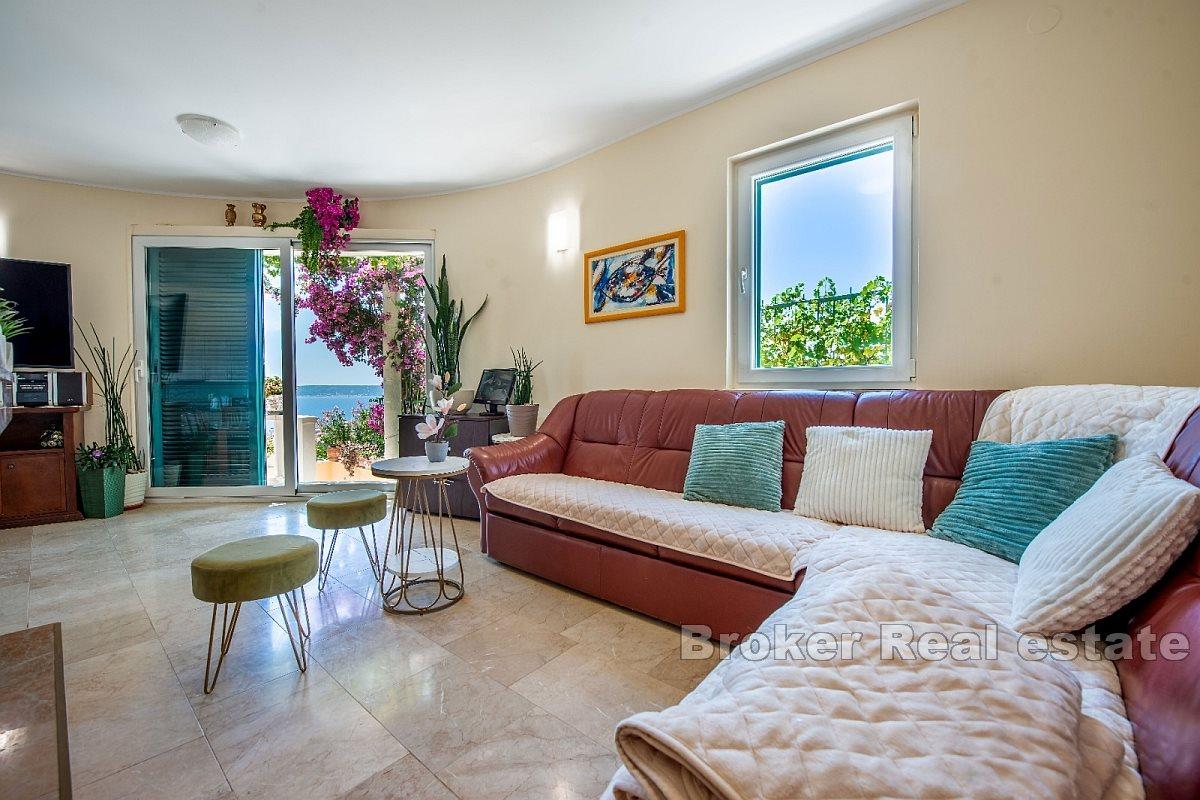 Dom rodzinny z widokiem na otwarte morze