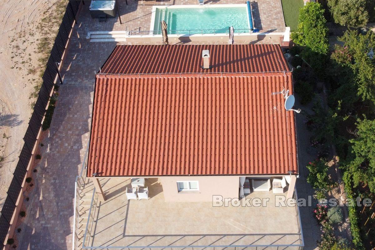 Dům s otevřeným výhledem na moře