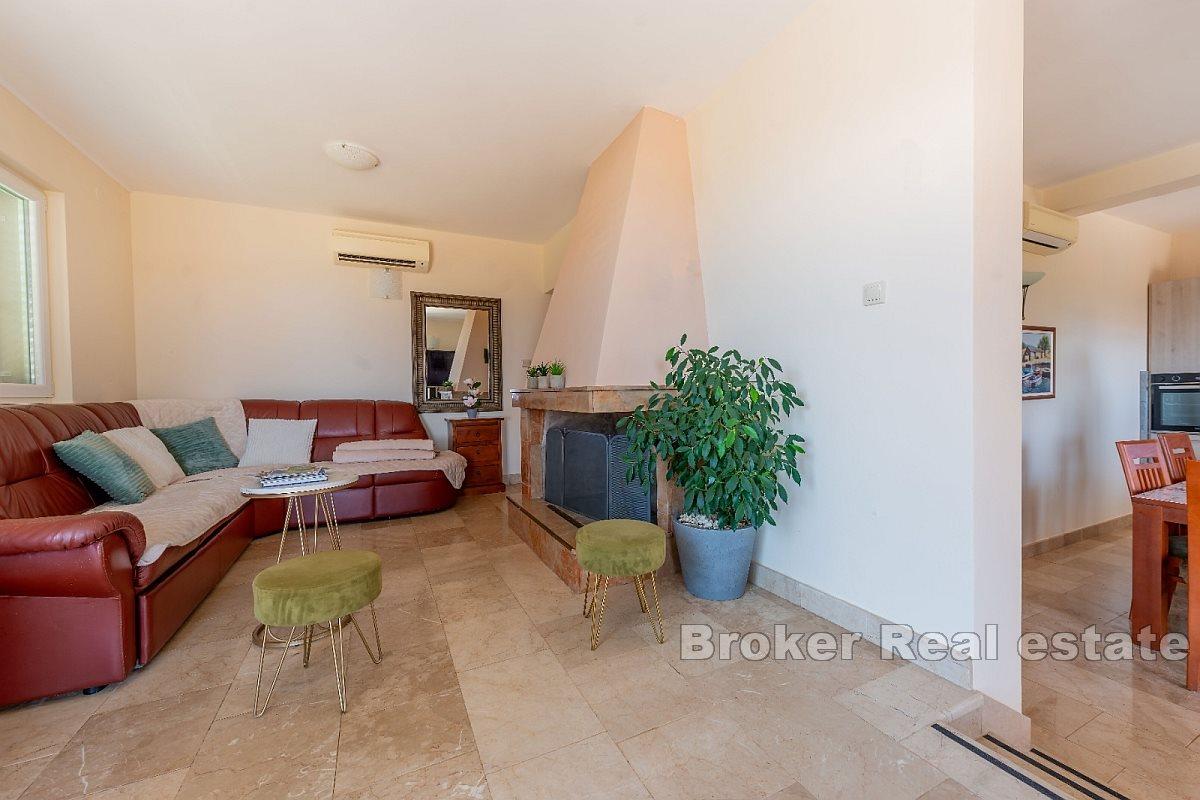 Dom rodzinny z widokiem na otwarte morze