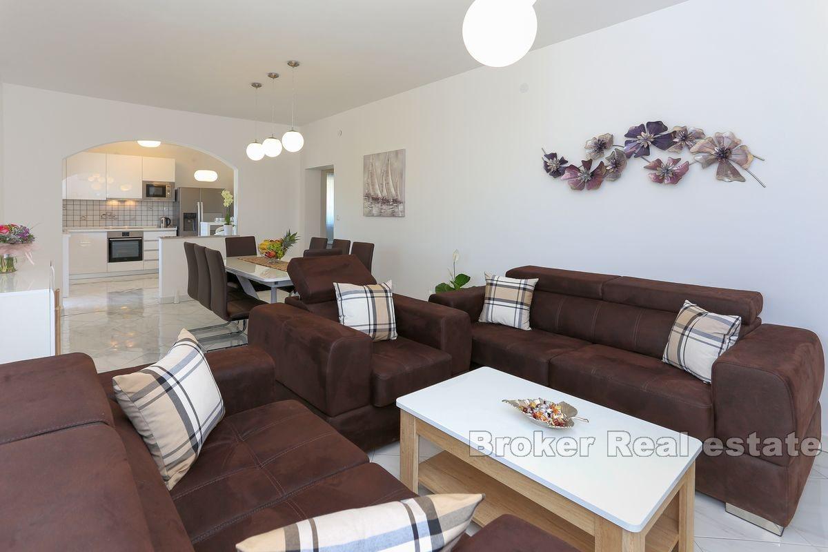 Dům s otevřeným výhledem na moře