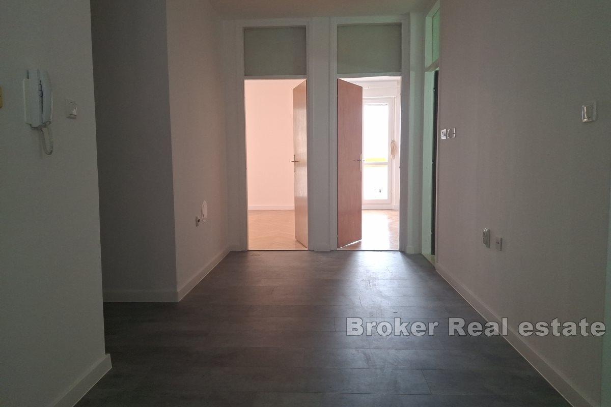 Apartment with beautiful sea view