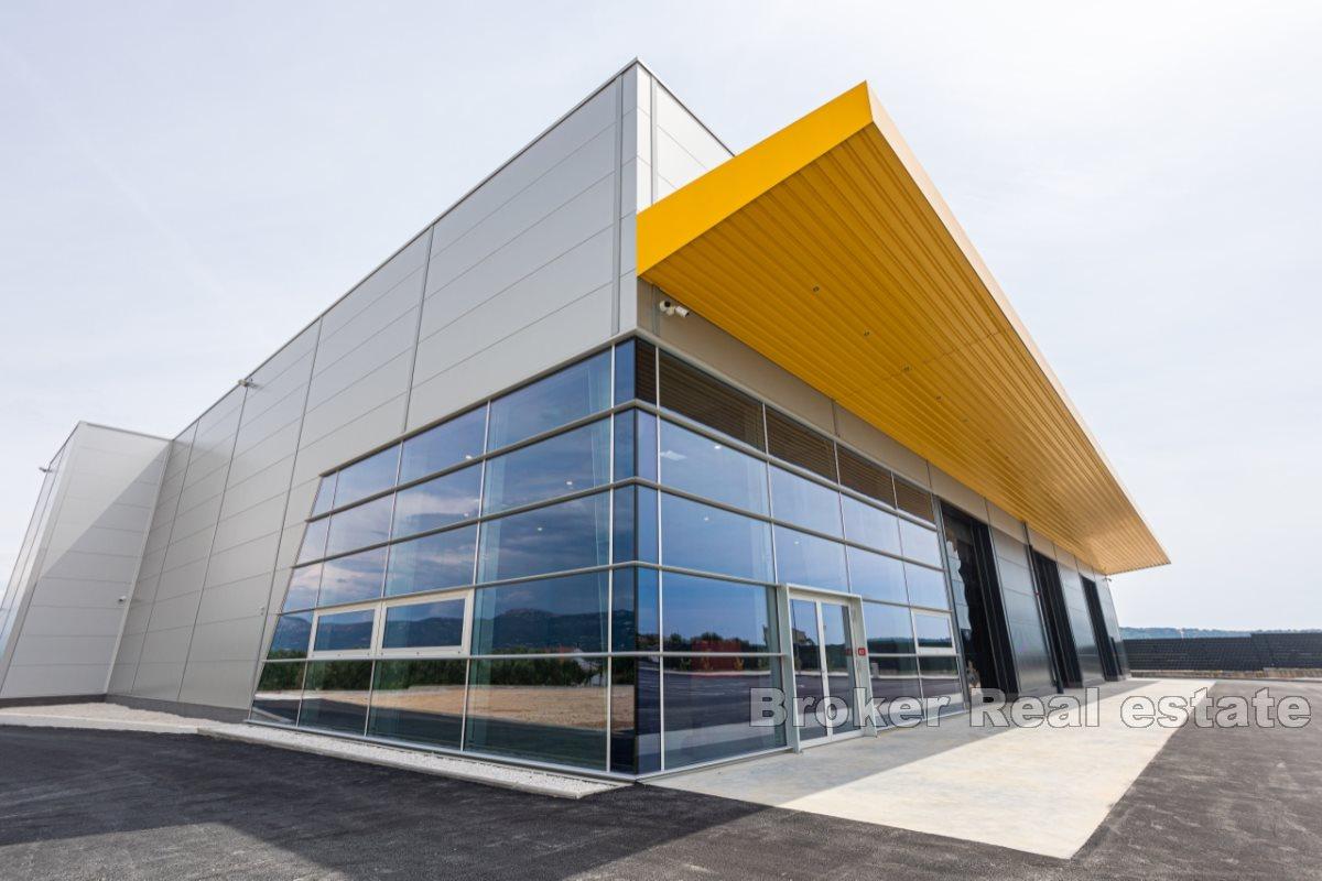 001-Kaštela-Commercia-office-space-in-the-economic-zone-for-rent