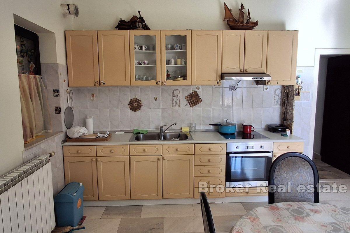 Three-room apartment in a great location