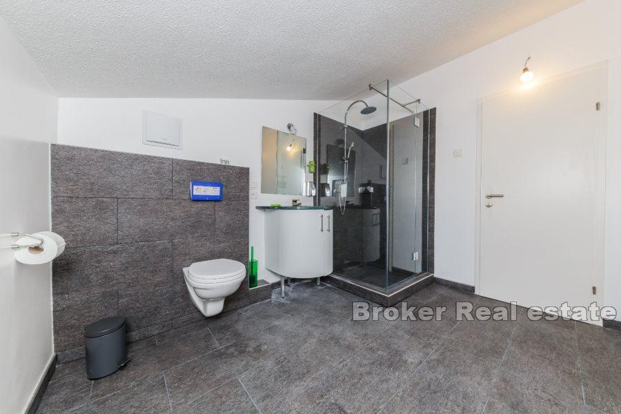 Villa di lusso nella natura incontaminata con piscina