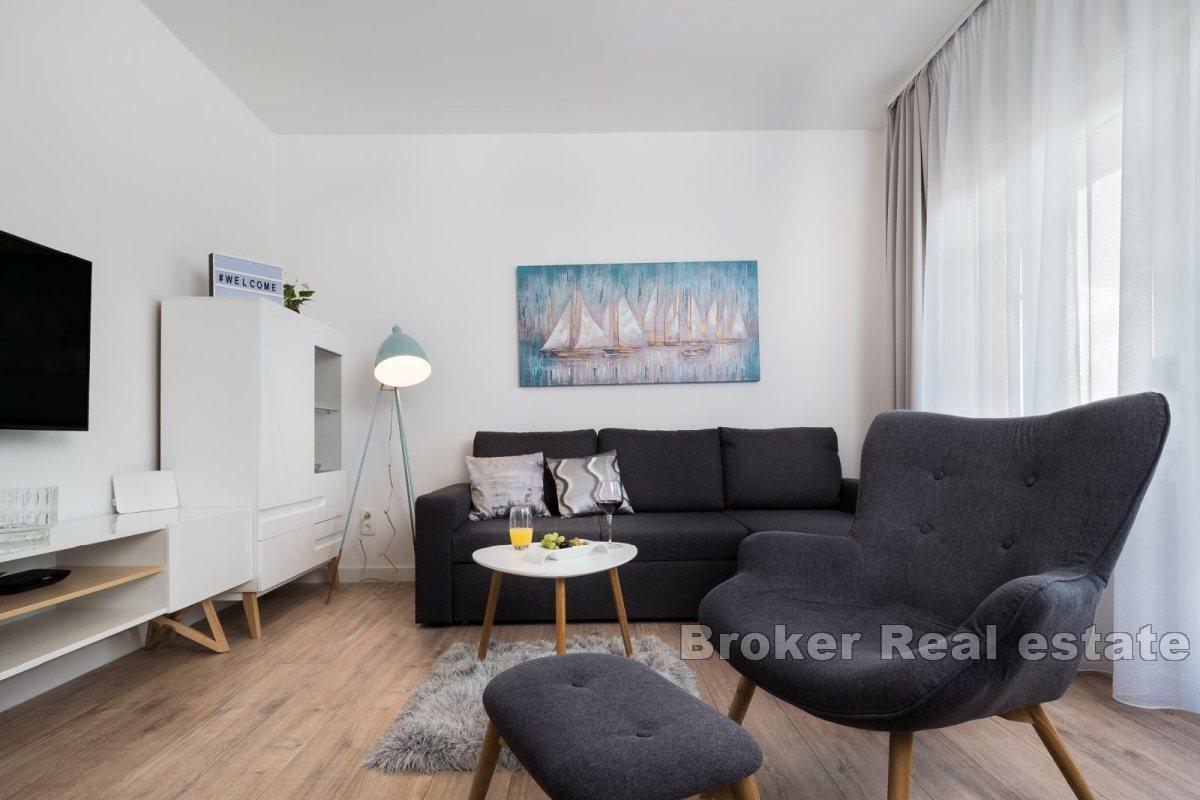 Nowoczesny apartament w pierwszym rzędzie od morza