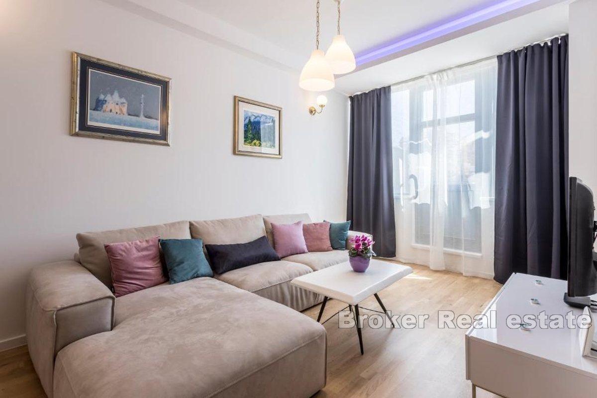 Современно оформленная квартира в отличном месте