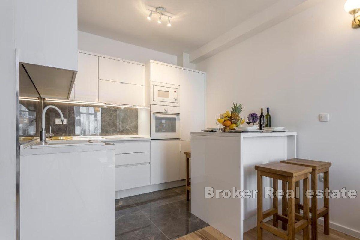 Современно оформленная квартира в отличном месте