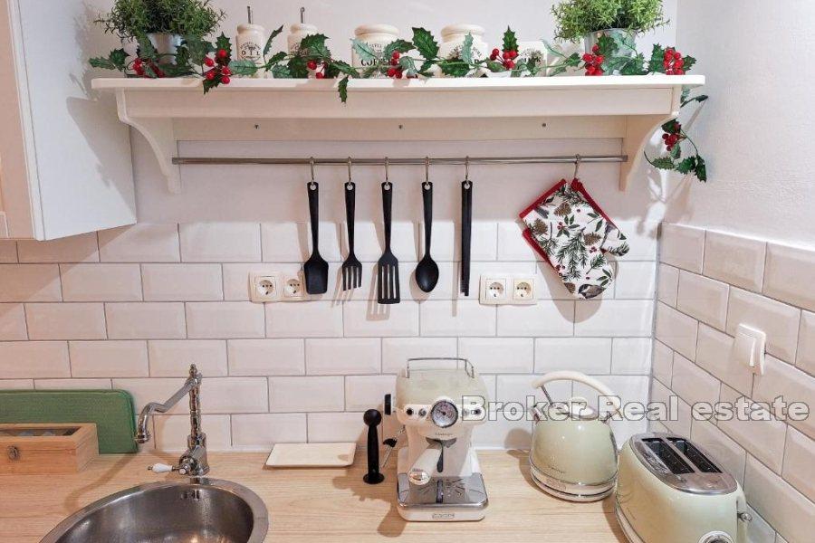 Appartement dans une maison traditionnelle en pierre