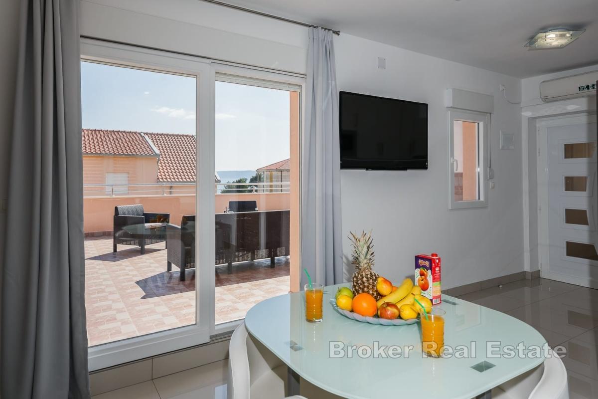 Immeuble avec vue sur la mer