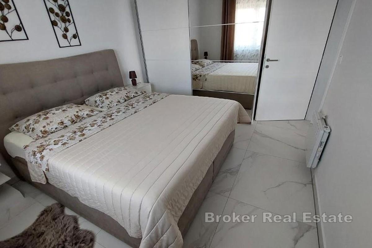 Penthouse z panoramicznym widokiem na morze – Rogoznica