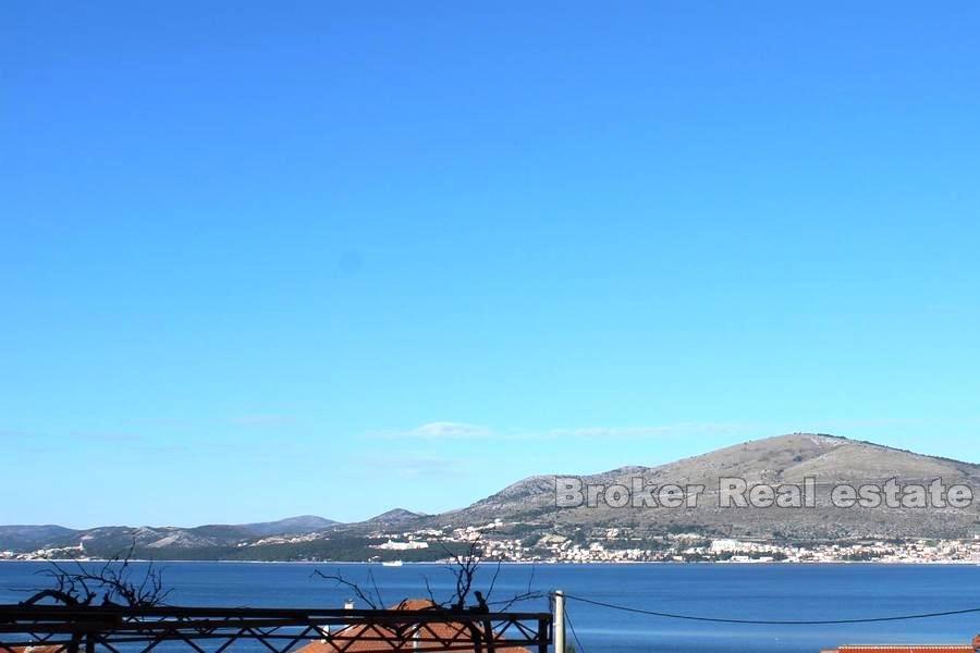 Île de Ciovo - terrain à bâtir avec vue mer