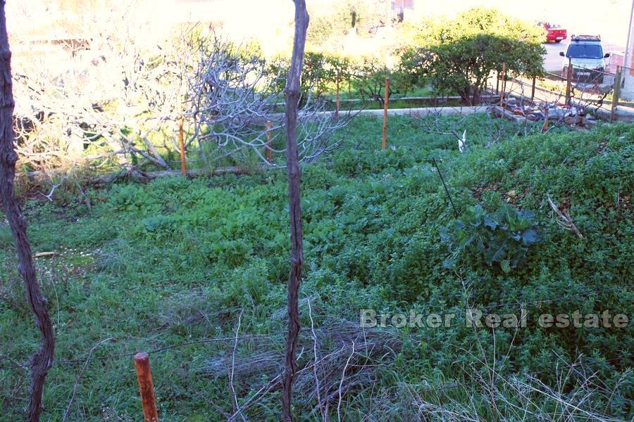Île de Ciovo - terrain à bâtir avec vue mer