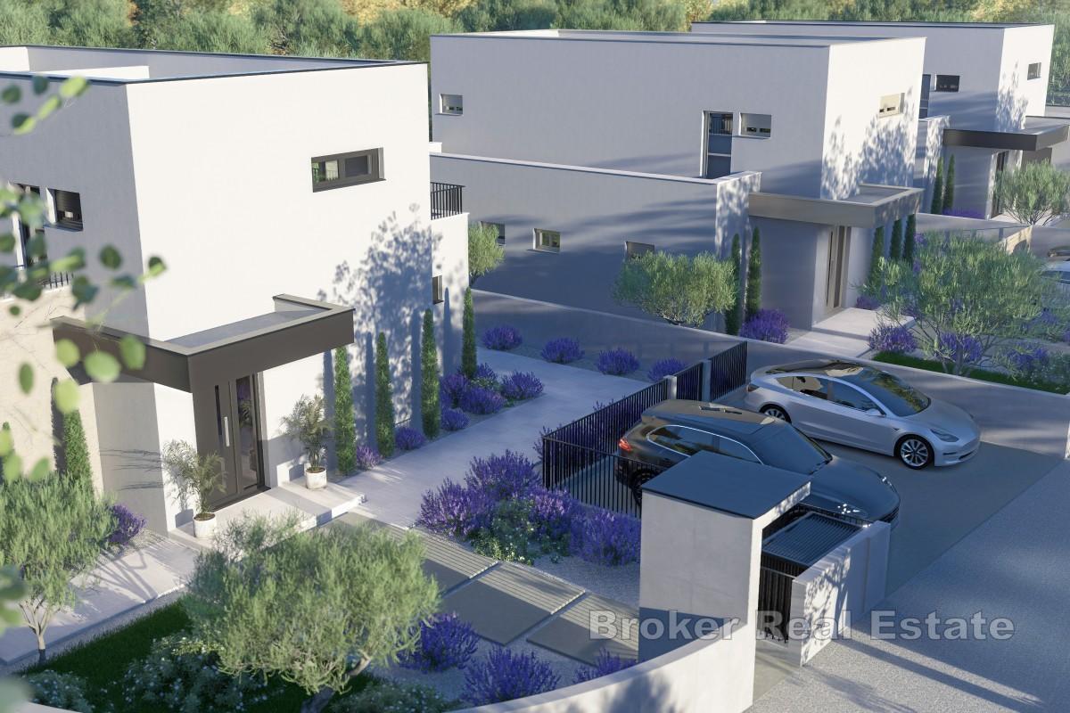 Villa mediterranea contemporanea con vista mare