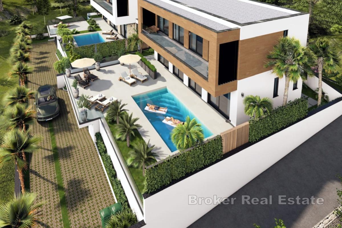 Terreno edificabile con progetto per una villa con piscina