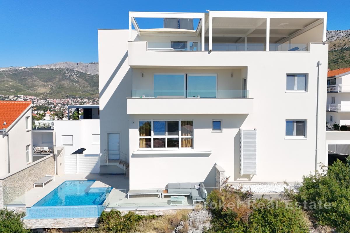Vila na skvelom mieste s panoramatickým výhľadom na more