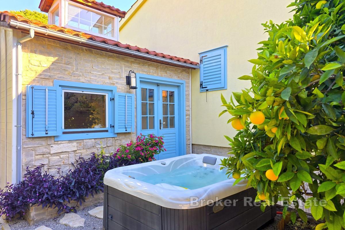 Vila s bazénem na prvotřídním místě