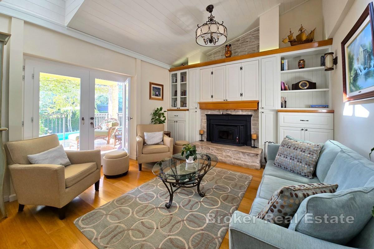 Vila s bazénem na prvotřídním místě