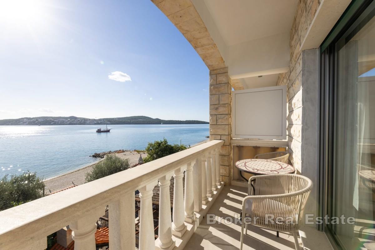 Hotel di lusso in prima fila sul mare