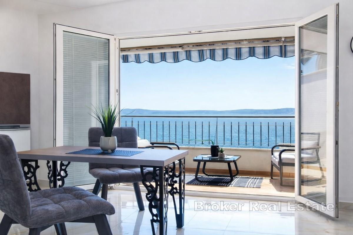 Palazzina con vista mare