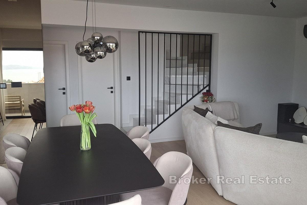 Penthouse med panoramautsikt over havet