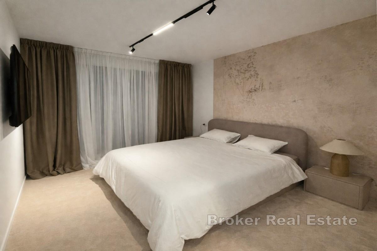 Пентхаус с панорамным видом на море