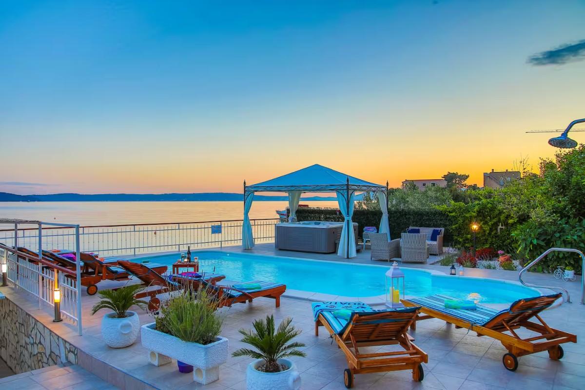 Villa in riva al mare