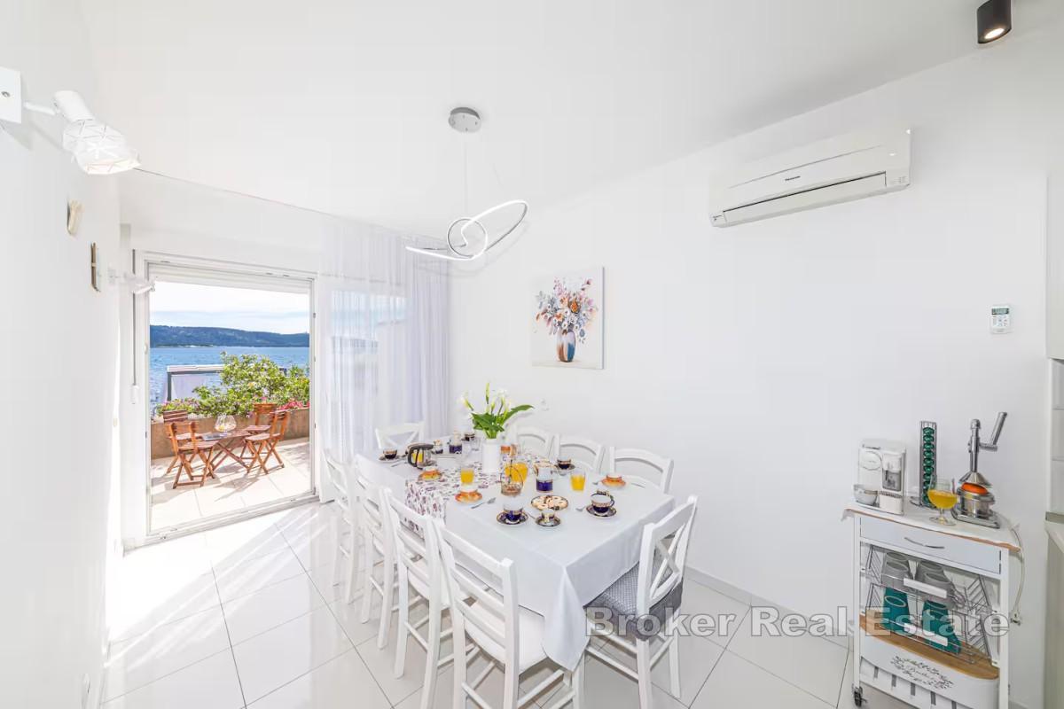 Villa in riva al mare