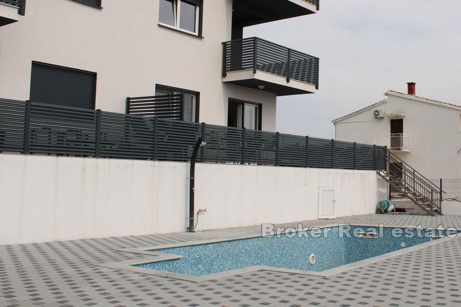 Ciovo - Leilighet med havutsikt